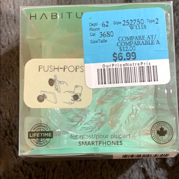 Nicole Miller iPhone 6S Plus case & fur push pop - Picture 10 of 11